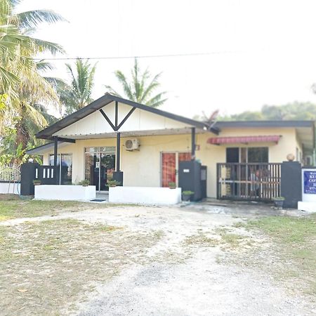Kuntum Cottage Bed & Breakfast Kampung Tanjung Ipoh Luaran gambar